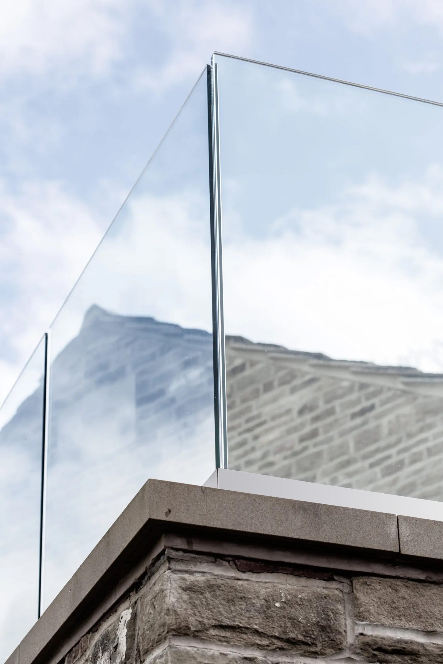 Bespoke Toughened Laminated Balustrade Glass